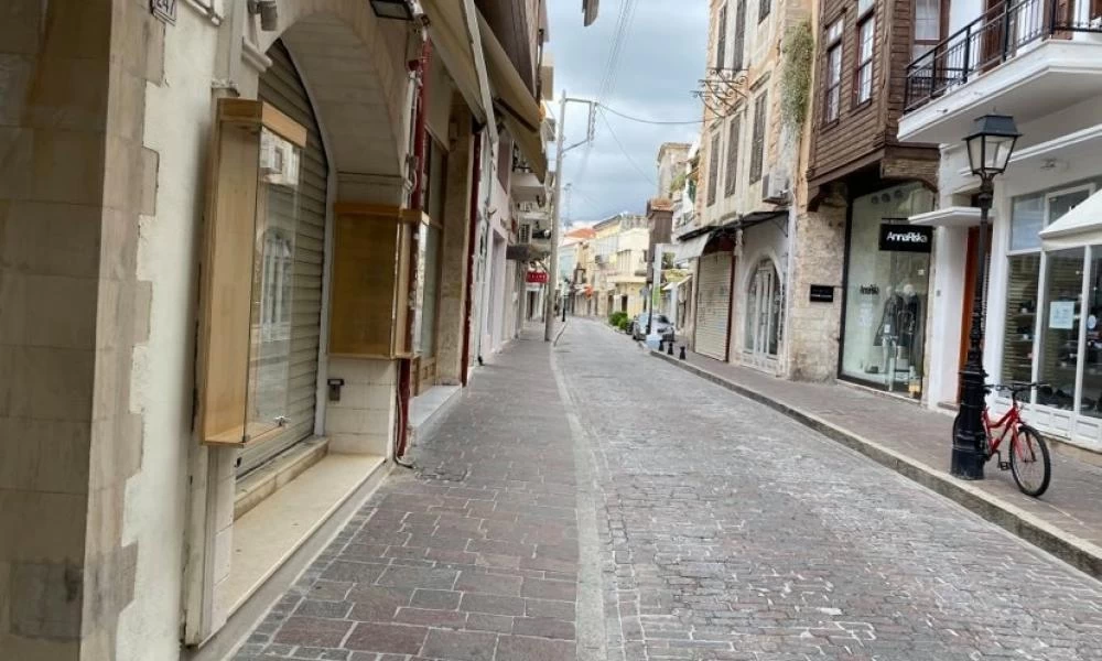 Ρέθυμνο: "Ταφόπλακα" στη οικονομία βάζει το lockdown